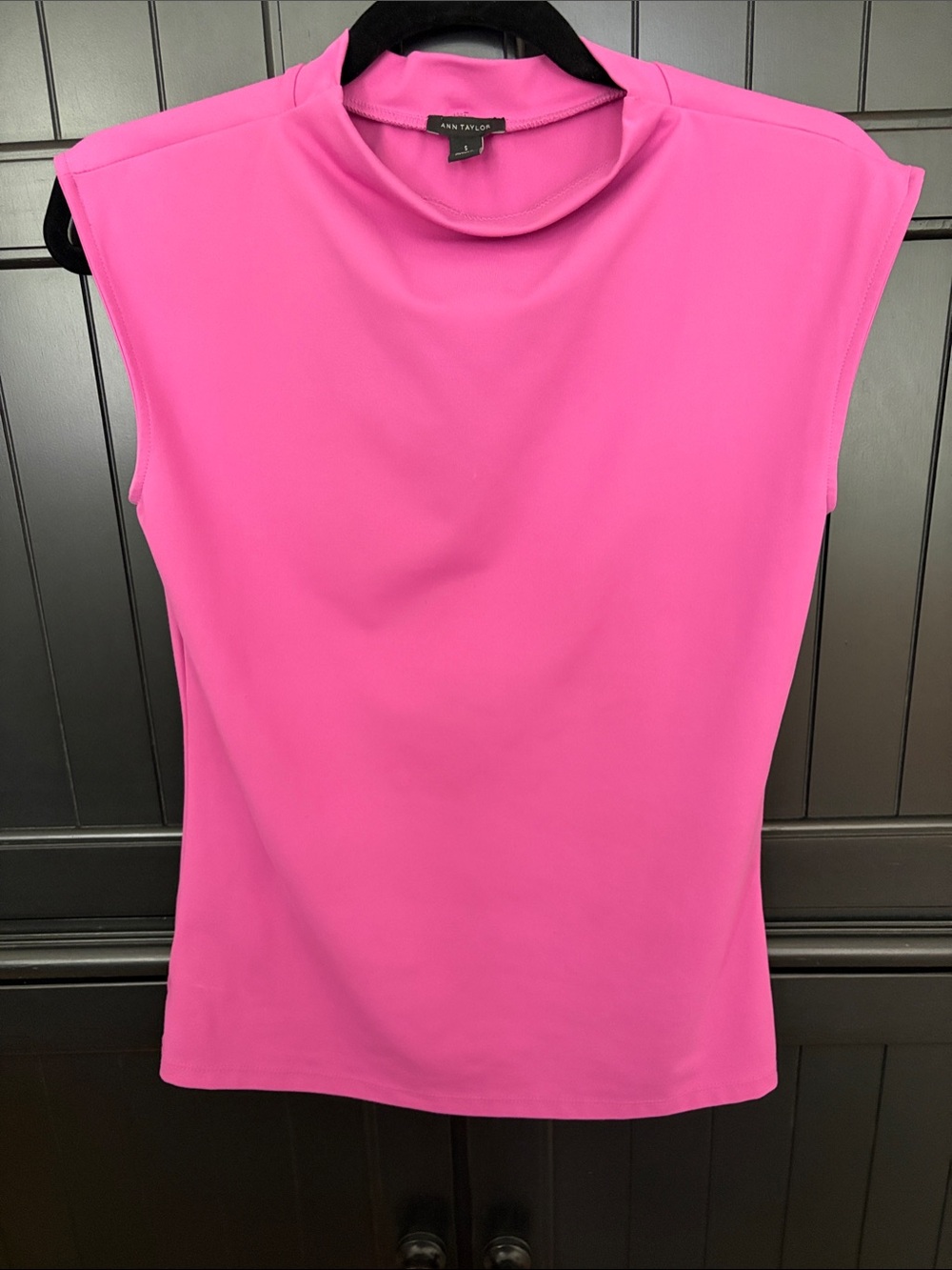 Ann Taylor Bright Fuchsia Mock Neck Sleeveless Top